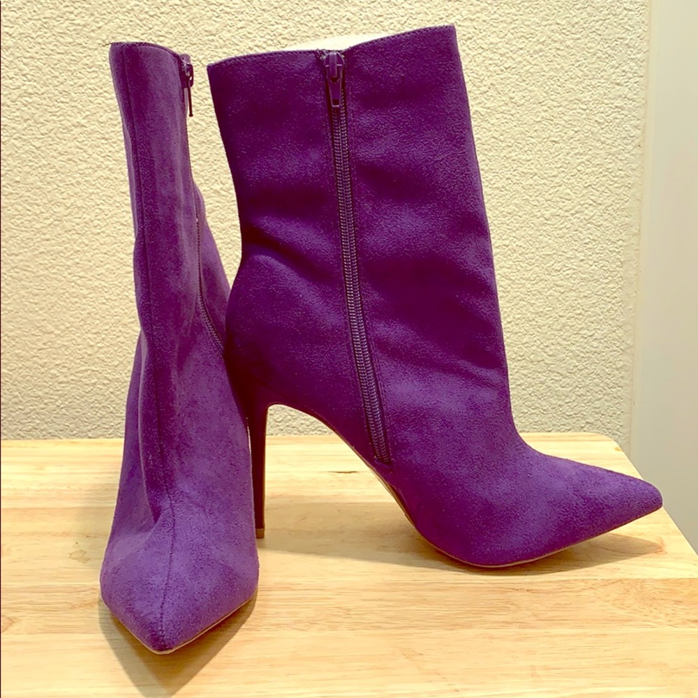 8.5 Purple mid calf high heel boot